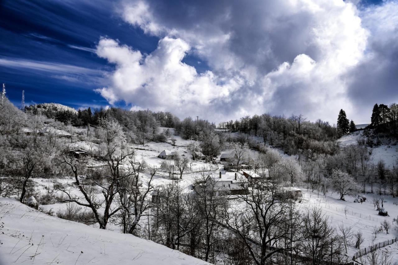 Vila Anastasia Sacarimbu Экстерьер фото