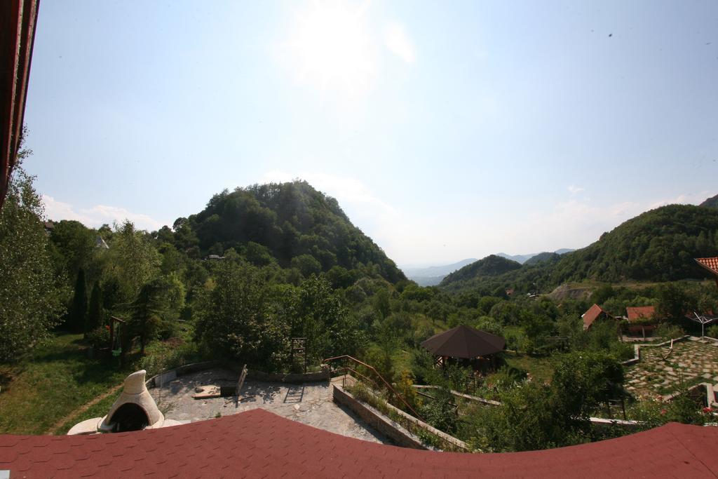 Vila Anastasia Sacarimbu Экстерьер фото